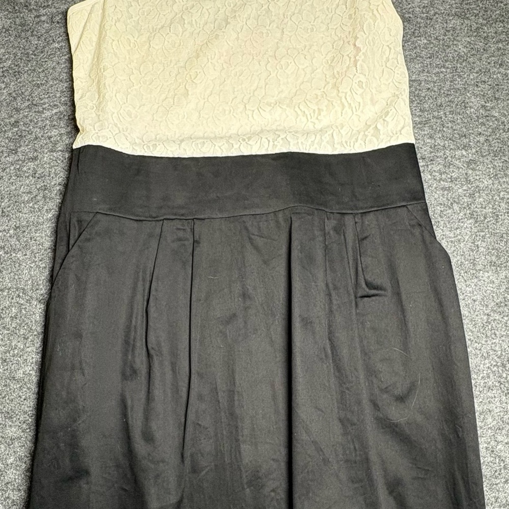 Xhilaration Woman’s Black & White Sleeveless Size XL Nylon Spandex Dress